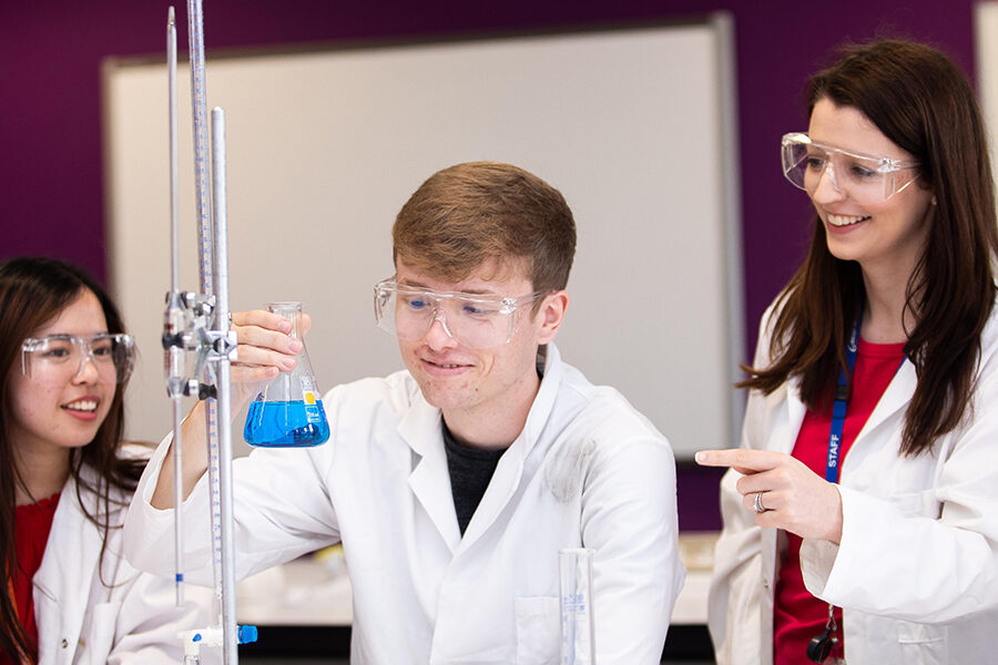 SFC_CourseFinder_0015_Science_LaboratoryScience(T_Level) SFC_CourseFinder_0015_Science_LaboratoryScience(T_Level)
