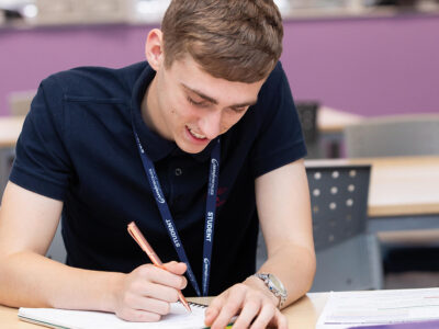 SFC_CourseFinder_0033_Mathematics(ALevel) SFC_CourseFinder_0033_Mathematics(ALevel)