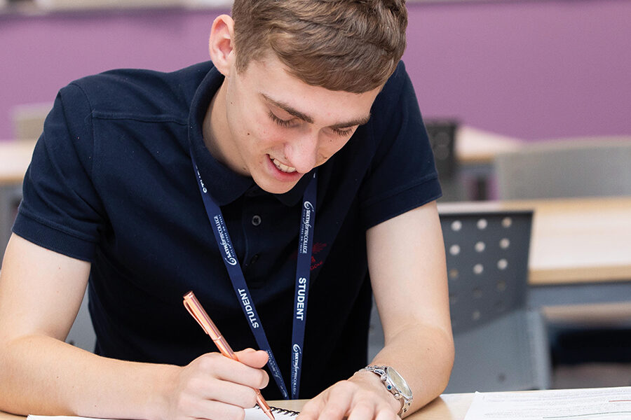SFC_CourseFinder_0033_Mathematics(ALevel) SFC_CourseFinder_0033_Mathematics(ALevel)