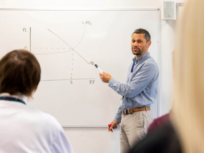 SFC_CourseFinder_0060_Economics(A_Level)