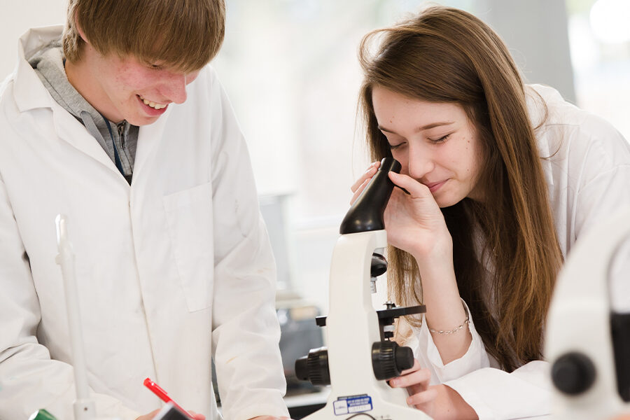 SFC_CourseFinder_0084_AppliedHumanBiology(BTEC) SFC_CourseFinder_0084_AppliedHumanBiology(BTEC)