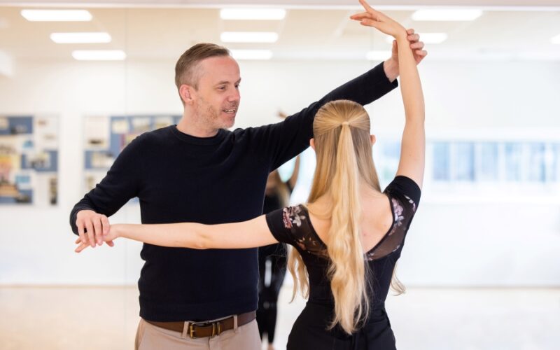 dance dance