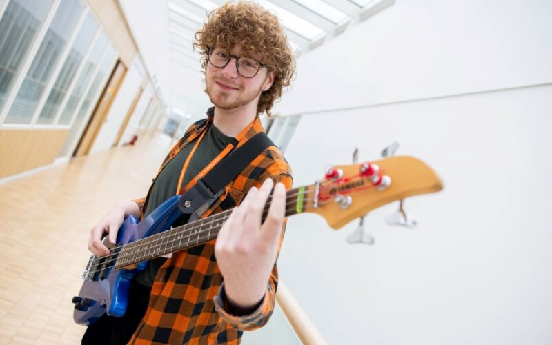 music=performance music=performance